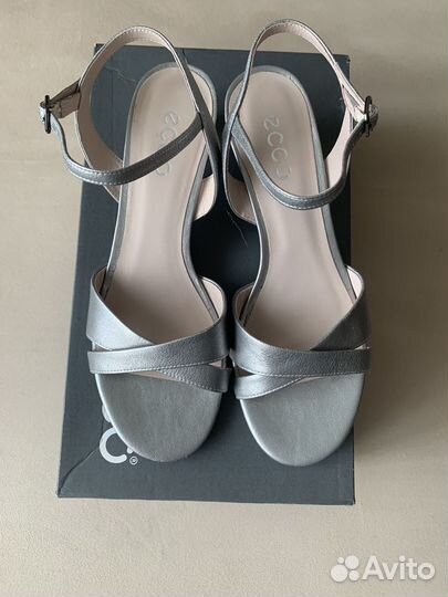 Босоножки ecco 38