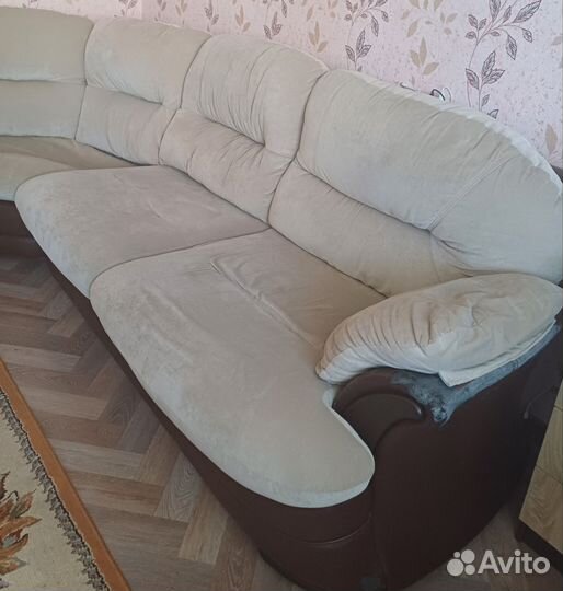 Большой угловой диван бу