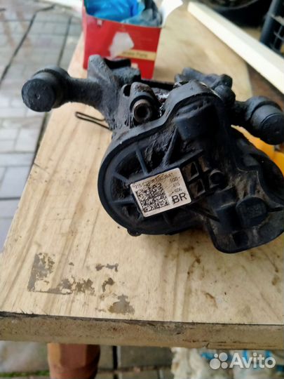 Суппорт задний golf 7