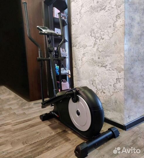 Эллиптический тренажер