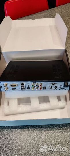 Спутниковый тюнер Xtrend World Vision ET 5000