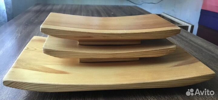 Набор деревянных досок для суши и роллов