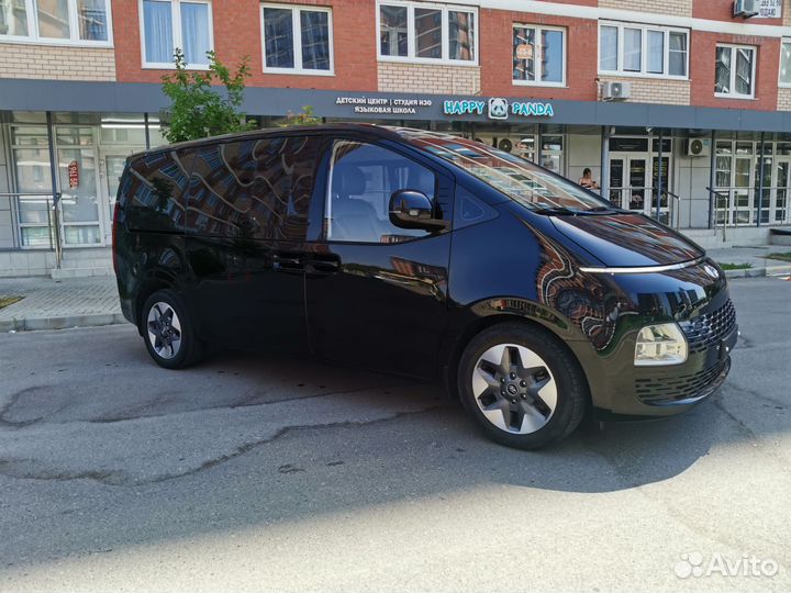 Hyundai Staria 2.2 AT, 2021, 34 000 км