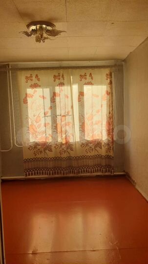 Комната 16 м² в 1-к., 1/2 эт.