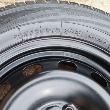 Продам летние колеса