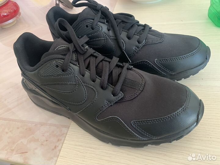 Кроссовки nike