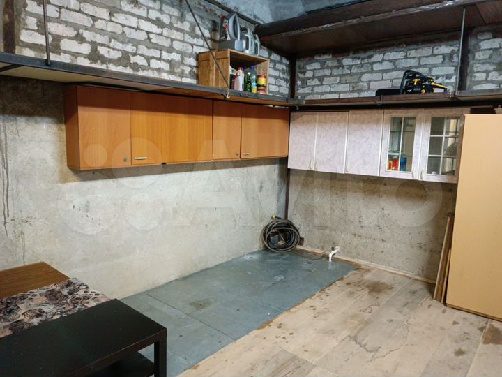 Гараж