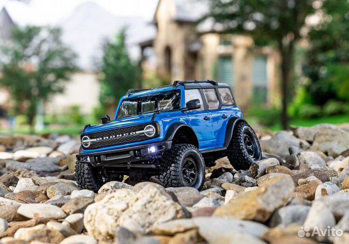Traxxas TRX-4M 1/18 ford bronco crawler