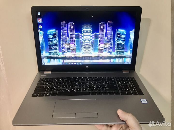 Мощный HP 15,6