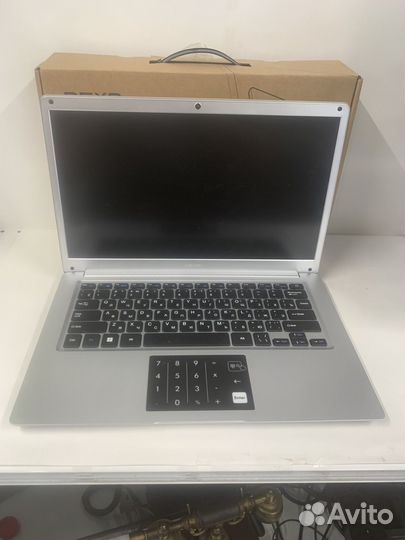Ноутбук Dexp Aquilon