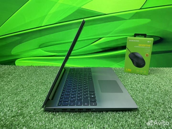 Легкий ультрабук Lenovo IdeaPad / Core i5 / 15.6