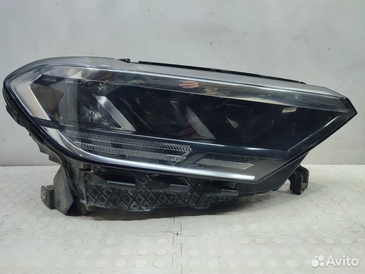 Фара правая Volkswagen Polo MK6 2020