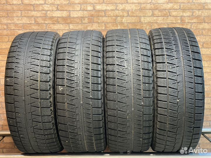 Bridgestone Blizzak Revo GZ 205/55 R16