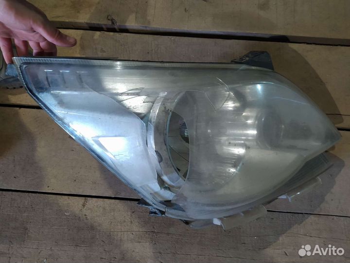 Chevrolet cobalt фара левая