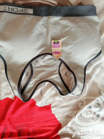 Женские вещи 42-44