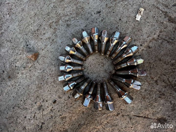 Болты колёсные BMW E серии