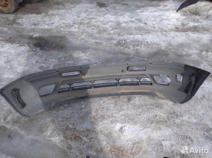 Бампер передний Mercedes Vito W638 1996-2003