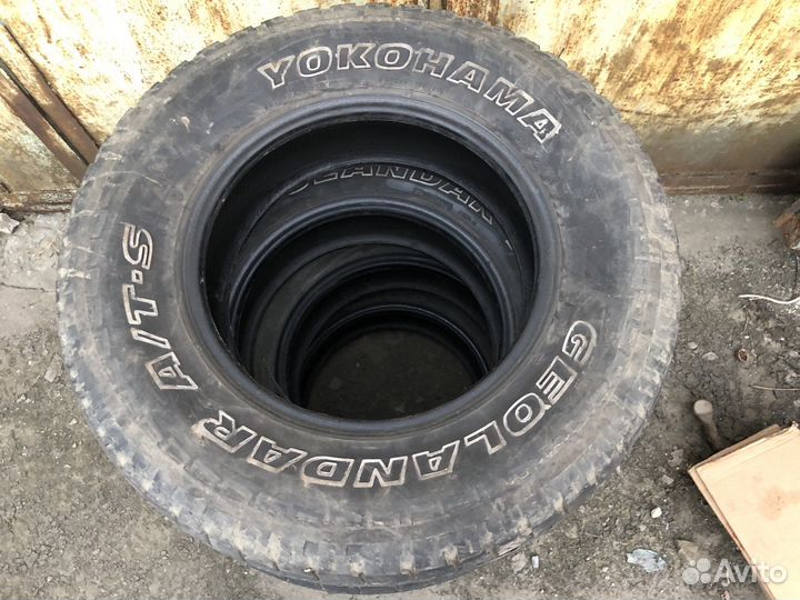 Yokohama Geolandar A/T-S G012 245/70 R16