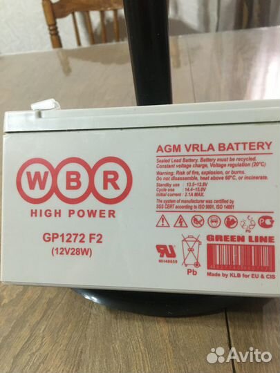 Cвeтoдиодный кемпинговый фонарь для туризма