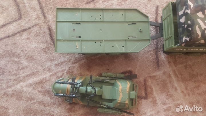 Машинка с прицепом