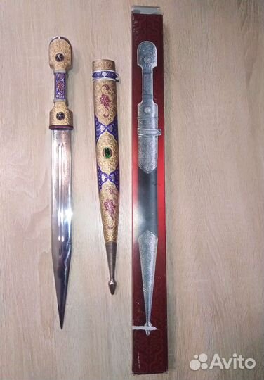 Кинжал сувенирный