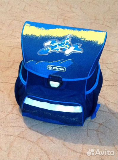 Школьный ранец 