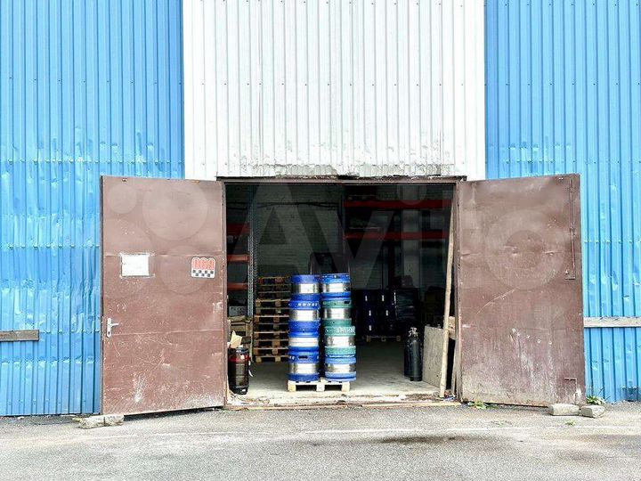 От собственника. Ворота 305 м² Склад. Мастерская б