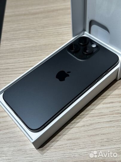 iPhone 15 Pro, 128 ГБ