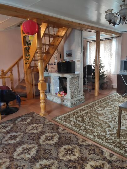 Коттедж 177 м² на участке 6 сот.