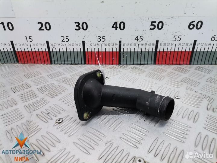 Корпус термостата Volkswagen Beetle 06A121121C