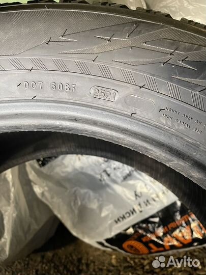 Nokian Tyres Hakkapeliitta R3 SUV 275/50 R21 107V