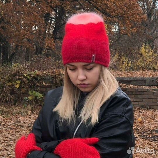 Комплект шапка и варежки