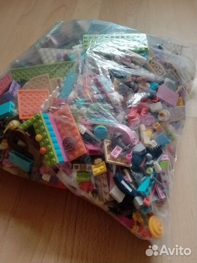 Пакет с деталями Lego