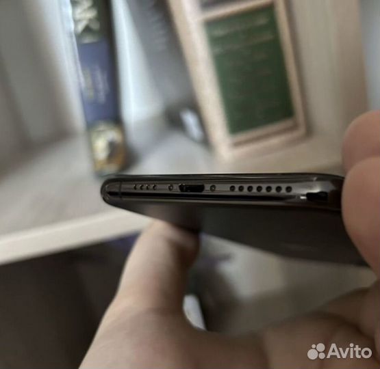 iPhone 11 Pro Max, 64 ГБ