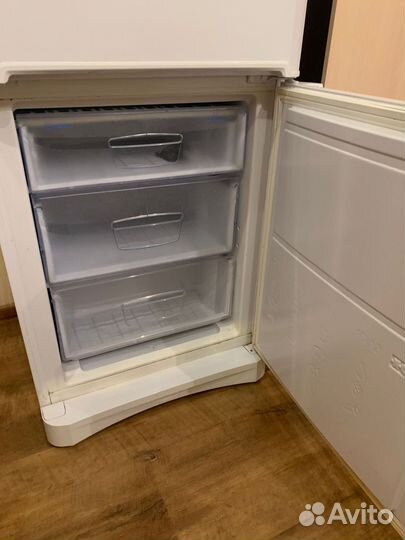Холодильник на запчасти