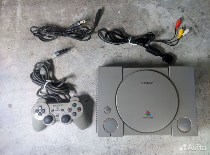 Sony PlayStation Fat scph-7000 PS1