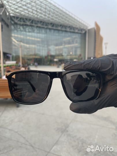 Солнцезащитные очки ray ban