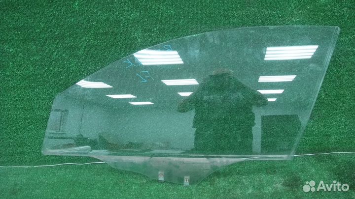 Стекло Mazda 3 BK FL
