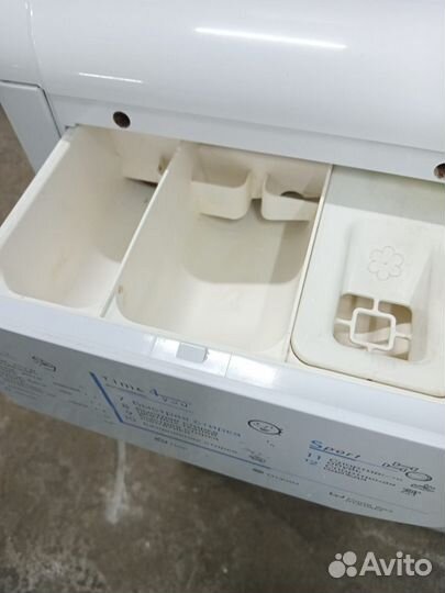 Узкая стиральная машина Indesit б\у на гарантии