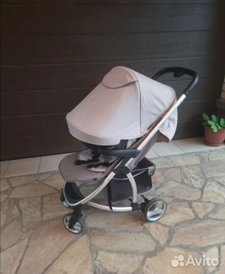 Коляска прогулочная