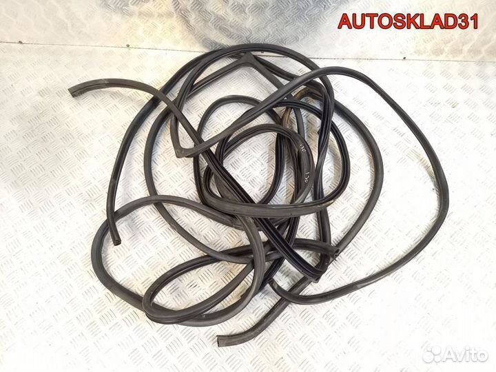 Уплотнитель дверей комплект Hyundai i30 Универсал