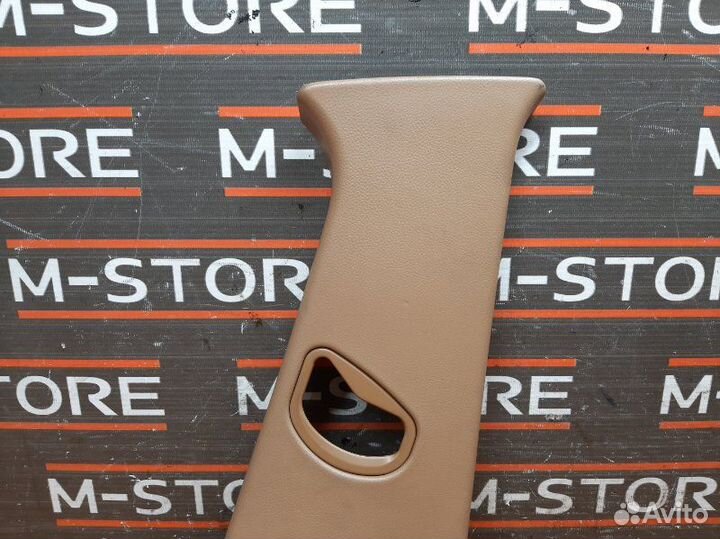 Обшивка стойки правая Bmw 7-Series E65 N62B44A