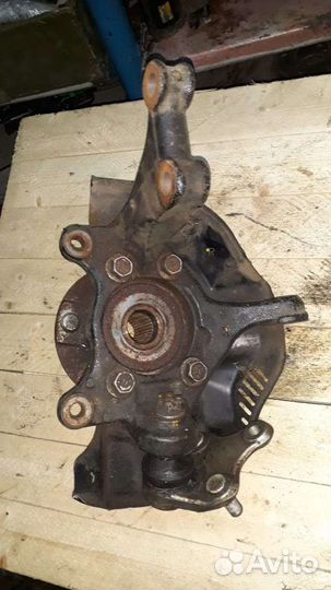 Цапфа рулевая правая Toyota Corolla 150 1.6