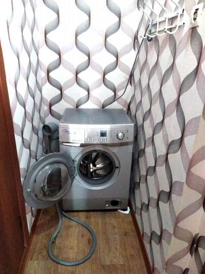 2-к. квартира, 54 м², 4/9 эт.