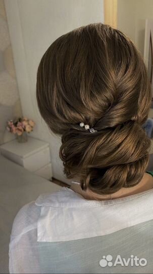 Стилист по причёскам