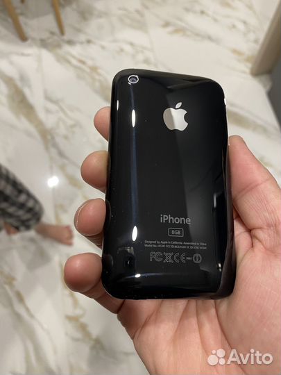 iPhone 3G, 8 ГБ