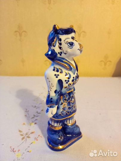 Статуэтки гжель