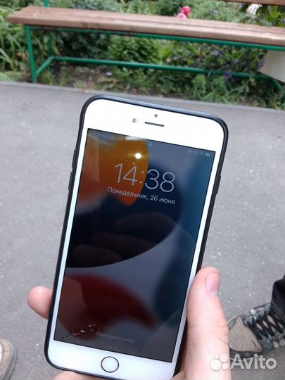 Телефон iPhone 6s plus