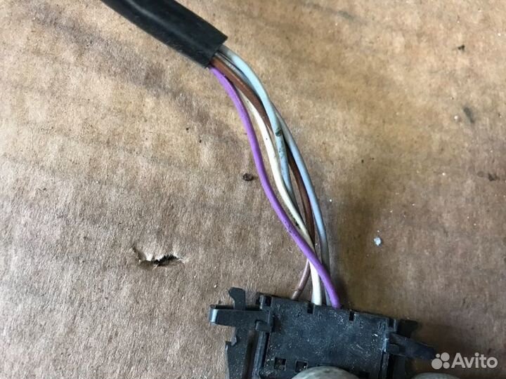 Зеркало боковое правое Volkswagen Passat B5 1999