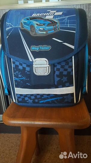 Ранец школьный(ортопедический)